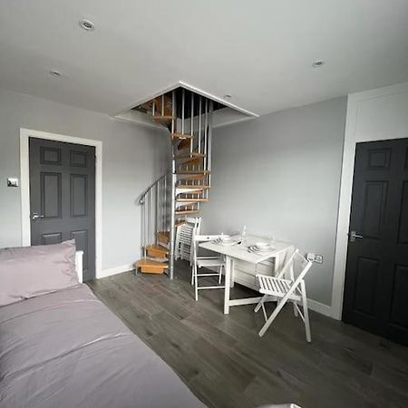 Apartamento Superb Three Bed Garnant Duplex! Exterior foto