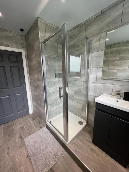 Apartamento Superb Three Bed Garnant Duplex! Exterior foto