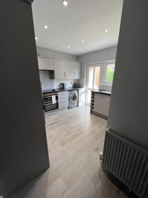 Apartamento Superb Three Bed Garnant Duplex! Exterior foto