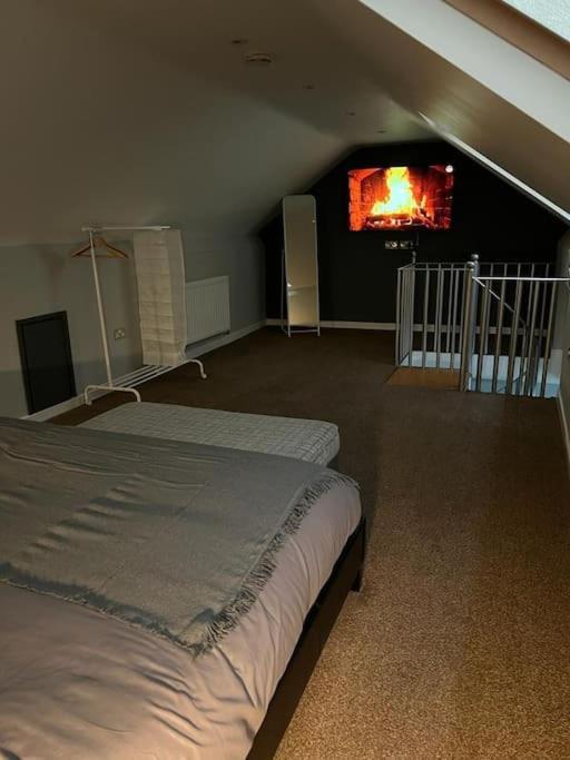 Apartamento Superb Three Bed Garnant Duplex! Exterior foto